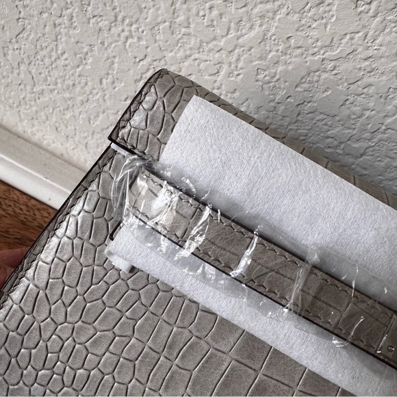 LEATHER INSIDE & OUT Gray Emboss Croc 27 Long KL Shoulder Bag Convertible S7 - Picture 7 of 15